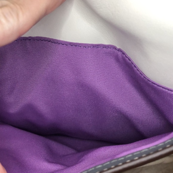 Coach Leather Tote East/West Gallery Tote. - Picture 14 of 17